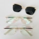 Armação de óculos de grau - Adriana 3 pontos cod 6025 - dourado haste detalhe preto ponteira transparente clip on dourado C2