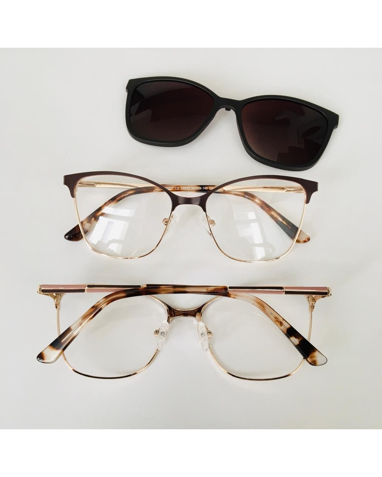 image_eec6d9ff-1c8b-437d-8bb6-7d7b1d01687a