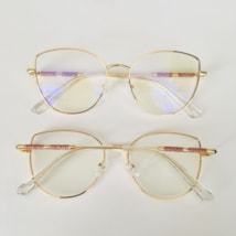 Armação de óculos de grau - Aurora Shine 81132 - dourado ponteira transparente C7 Armação de óculos de grau - Aurora Shine 81132 - dourado ponteira transparente C7