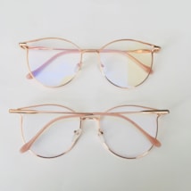 Armação de óculos de grau - Deusiane redondo BB080 - Rose Gold C1 Armação de óculos de grau - Deusiane redondo BB080 - Rose Gold C1