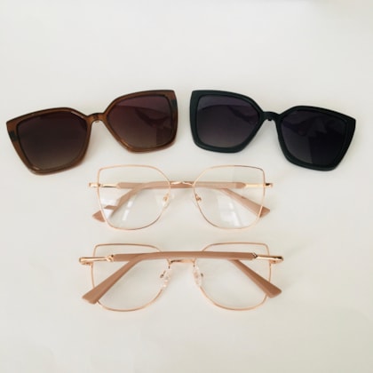 Armação de óculos de grau - Kimberly 3 em 1 cod 5302 - Rose gold ponteira rose clip on preto fosco e clip on marrom transparente Armação de óculos de grau - Kimberly 3 em 1 cod 5302 - Rose gold ponteira rose clip on preto fosco e clip on marrom transparente