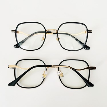 Armação de óculos de grau - Larimar 30015 - Preto C1