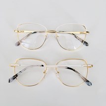 Armação de óculos de grau - Mariana 303 - branco com dourado C3