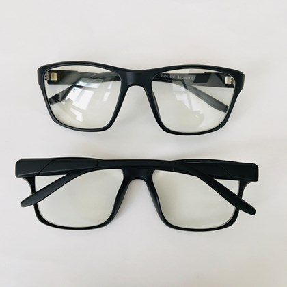 Armação de óculos de grau masculino - Henri 3036 - preto C1