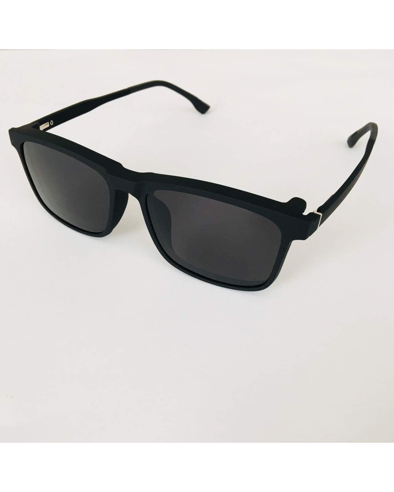 image_f5949bdb-7320-4e88-8ed9-8e0f235db3d3