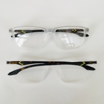 Armação de óculos de grau masculino - Make 1012 - transparente fosco haste animal print detalhe verde C6