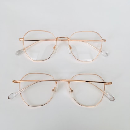 ARMAÇÃO DE ÓCULOS DE GRAU - PETIT 2155 - ROSE GOLD ARMAÇÃO DE ÓCULOS DE GRAU - PETIT 2155 - ROSE GOLD