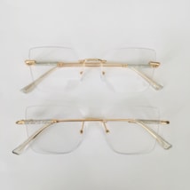 Armação de óculos de grau - Siena 3 pontos cod 91340 - dourado brilho prata ponteira transparente C1 Armação de óculos de grau - Siena 3 pontos cod 91340 - dourado brilho prata ponteira transparente C1