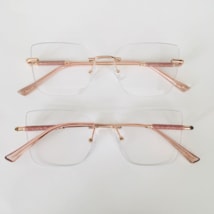 Armação de óculos de grau - Siena 3 pontos cod 91340 - Rose gold ponteira rose c3 Armação de óculos de grau - Siena 3 pontos cod 91340 - Rose gold ponteira rose c3