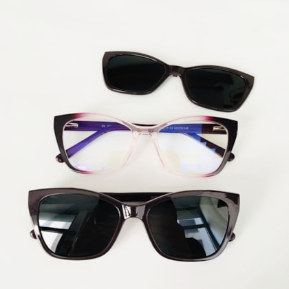 Armação de óculos de grau - Venice 8717 - Roxo degradê C5 Armação de óculos de grau - Venice 8717 - Roxo degradê C5