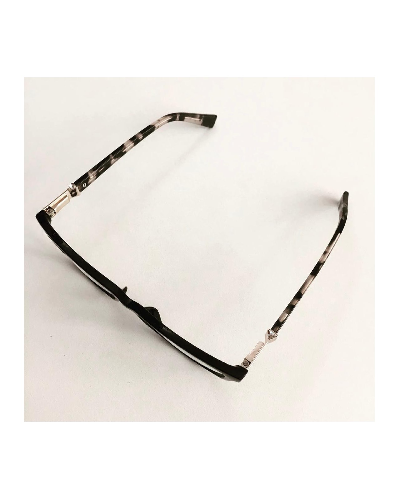 image_ee559a96-0fe5-4f4c-bd3b-c91f5730adfc